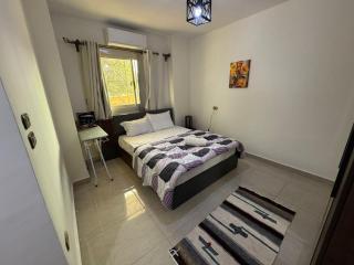 2 BR entire apartment - 1401 - Sheikh Zayed - 5