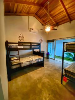 Hermosa casa en Esterillos Este - Esterillos Este - 3