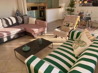 Well-connected 2 bedroom flat with free parking - Luxembourg - 8