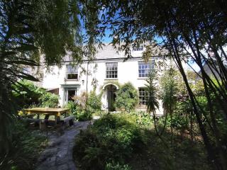 The Shire House - Lostwithiel - 0