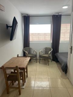 Room with bathroom and kitchen - Sant Josep de sa Talaia - 9