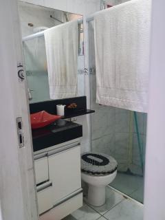 Apê na Guilhermina, 6min da praia 2 dormitórios, escadas - Praia Grande - 2