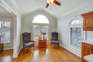 Screened-In Porch with Views Hot Springs Getaway! - Hot Springs - 5