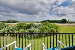 Ormond Beach Condo with Pool Access Steps to Coast! - Ormond Beach - 4