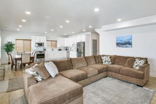 Garden City Cabin with Fire Pit 2 Mi to Bear Lake! - 7