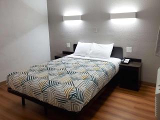 Motel 6-Bellmead, TX - Waco - 1