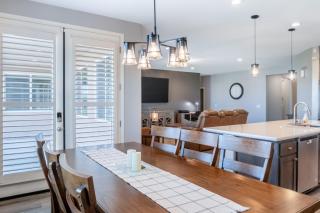 Spacious 4BR Home With BBQ, Near Sequoia & Fresno - Hanford - 9