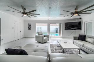 Corpus Christi Pearl on Ocean Dr Combined Estate - 0