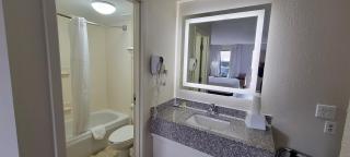 Days Inn by Wyndham Salem - Salem - 7