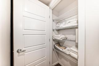 Cozy Getaway 15 Min to Airport - Calgary - 1