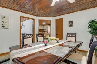 Deck and 2-Acre Yard Quiet Getaway in Crandall! - Crandall - 4