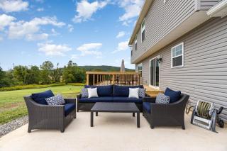 10 Acre Hidden Gem - 2