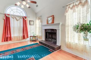 6 Mi to Southern Belle Farm Home with Patio! - Worthville - 1