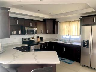 Azalia Palms NEW Oceanview Villa - Montego Bay - 3