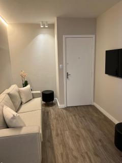 Lindo apto reformado R 701 lado Shop Atlântico - Balneário Camboriú - 9