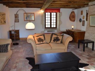 Moulin atypique du XVème siècle avec jardin clos - FR-1-381-483 - 6