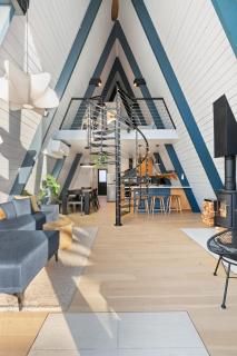 Shadow Peak A-frame by Oregon Coast Modern - Manzanita - 5