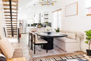 Lux Newly Remodeled DT, Patio, Fully Stocked 5Bd, 3Ba - 9