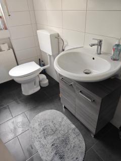 IaM 3 Zimmer 90 qm Küche Badezimmer kraftraum 44 u - Plettenberg - 4
