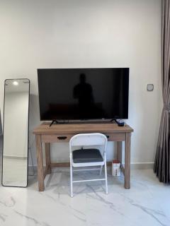 Vinhomes Quận 9 The Berverly 2PN 80M2 căn góc - Long Bình - 9