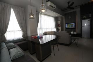 Cozy Apartment Tamarind Suites - 6