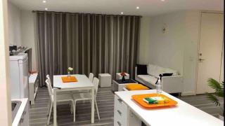 Mak's Short Stay - 2