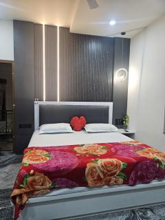 Reverie Homestay - Munroe Island - 4