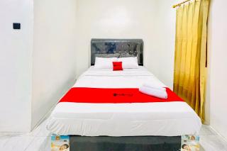 RedDoorz at Hardi Homestay near Funland Berastagi - Berastagi - 9