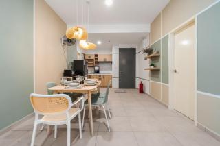 4BR Matcha-Inspired Home at Meta Residence by RumaBnB - 2