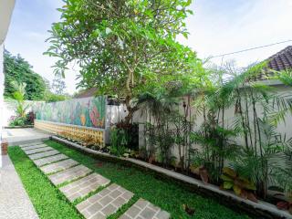 Pondok Merta - Two Bedroom Private Pool Villa Ubud - Ubud - 6