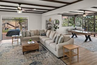 Desert Luxe Design Fun home with Amazing Views for Family - 8