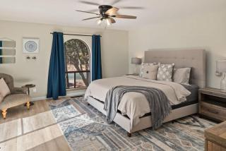 Desert Luxe Design Fun home with Amazing Views for Family - Sedona - 0