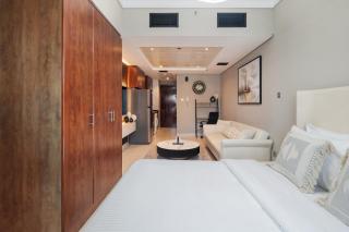 Luxury Jlt Studio Lake View Metro 5minmarina - 3