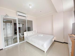 Cozy 1BR Apartment Gateway Pasteur By Travelio - 5