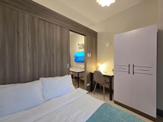1BR Unit Condotel w Balcony FAME Residences -FM46 - Manila - 6