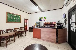 Urbanview Hotel Transit Near Bandara Sultan Hasanuddin - - 1