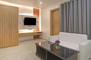 Townhouse Hotel Impact - 9