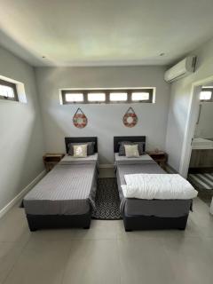 The Bok & Dodo 2 bedroom luxury apartment - Pereybere - 2