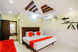 Hotel O Padma Junction MG Road - Cochin - 0
