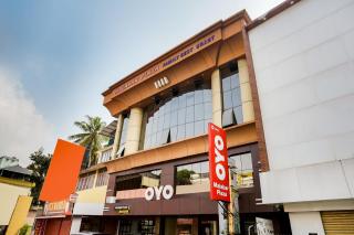 Hotel O Padma Junction MG Road - Cochin - 4