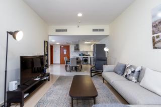 Near Metro Station - 1BR Apartment in Park Towers,DIFC - Allsopp & Allsopp - 7