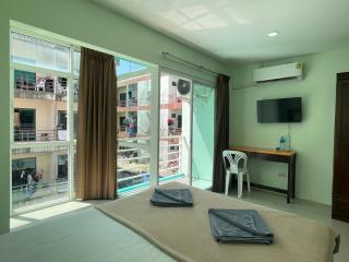 SHERRY'S Guest House - Patong - 1