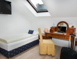 Hotel Bayrischer Hof - Wels - 9