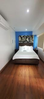 2 BR loft-type condo Fort Victoria - Manila - 0