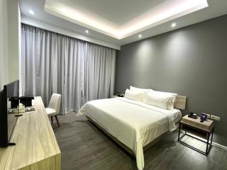 Sparks Life Jakarta, ARTOTEL Curated - 1