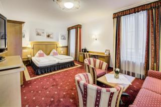 Hotel Alexandra - 4