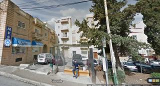 Centrally Located 2 Sea Eats Bus Right in Front - St Paul's Bay - 2