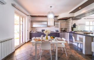 Lovely Home In Trappitello With Wifi - Trappitello - 7