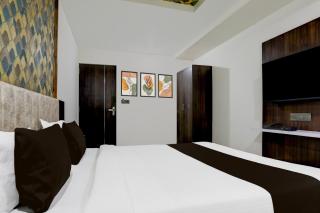 Super Hotel O Nana Chiloda Near Airport Formerly Green Valley - 1