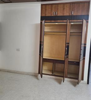 Home Away A Spacious Abode - New Delhi - 7